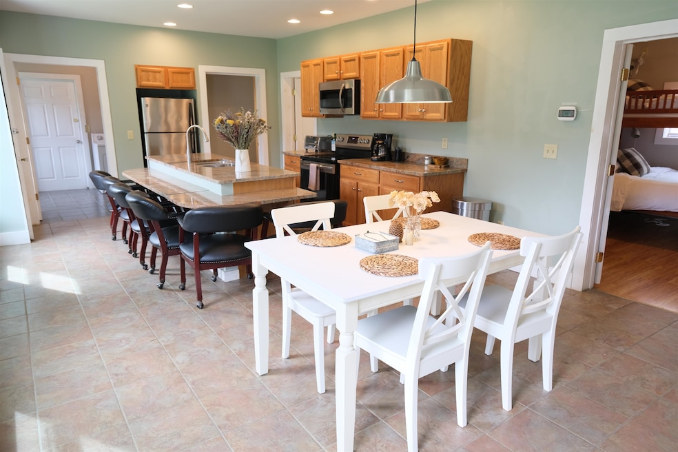 10 E Hill Rd, Ludlow, VT 05149 - photo 1