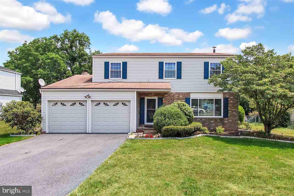 483 Sweetbriar Dr, Harrisburg, PA 17111 - photo 1