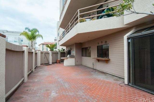 512 Esplanade, Redondo Beach, CA 90277 - photo 1