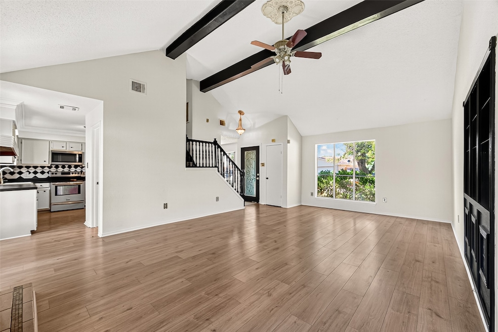 4911 Meadowood Cir, Baytown, TX 77521 - photo 1