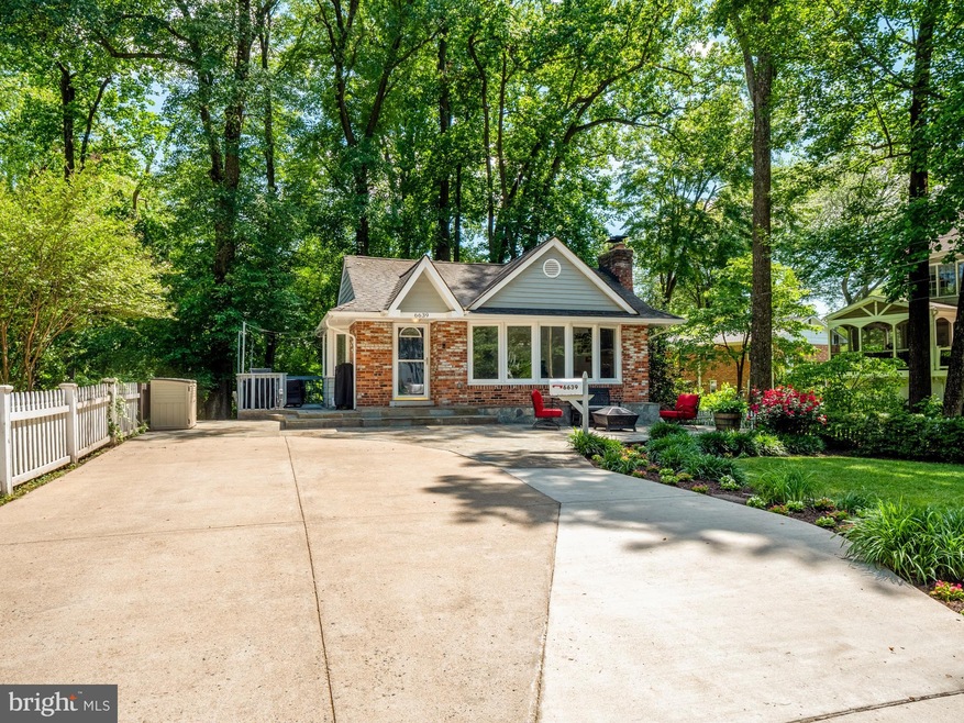 6639 Moly Dr, Falls Church, VA 22046 - photo 1