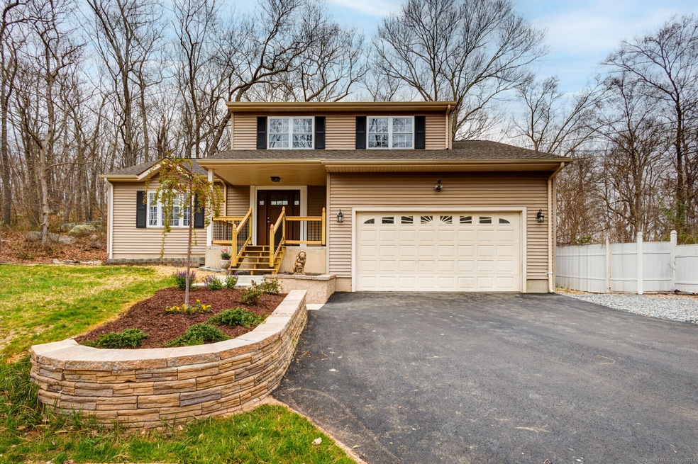 70 Whalehead Rd, Gales Ferry, CT 06335 - photo 1