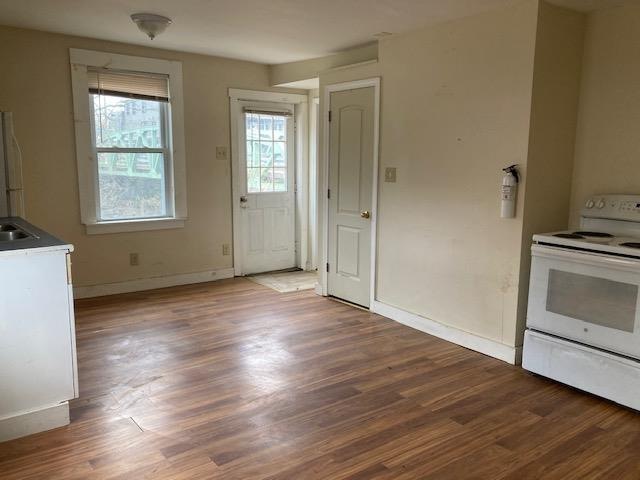 9 Elm St unit 1R, Winchester, NH 03470 - photo 1