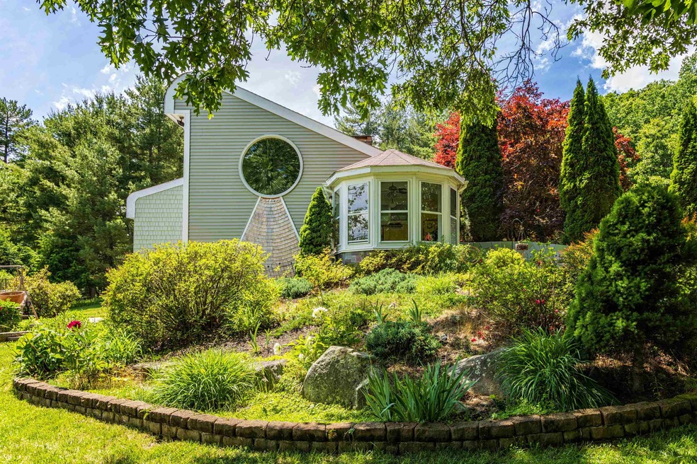 81 Halls Mill Rd, Newfields, NH 03856 - photo 1