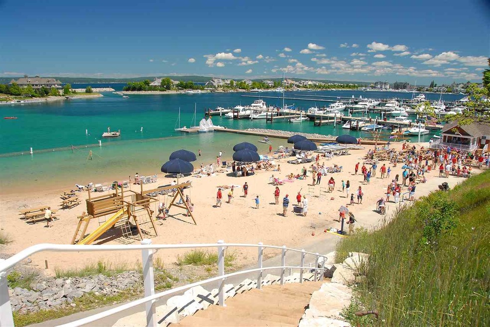 7078 Preserve Dr S, Petoskey, MI 49770 - photo 1