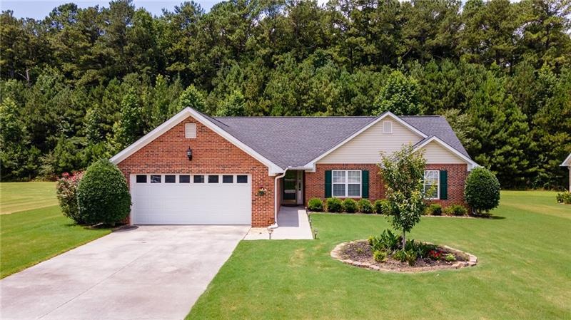 Front view of this lovely Home.