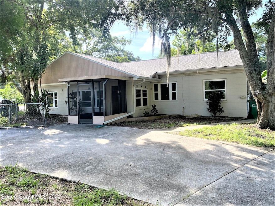 362 Palm Ave.