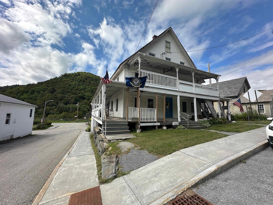 6982 Main St, Readsboro, VT 05350 - photo 1