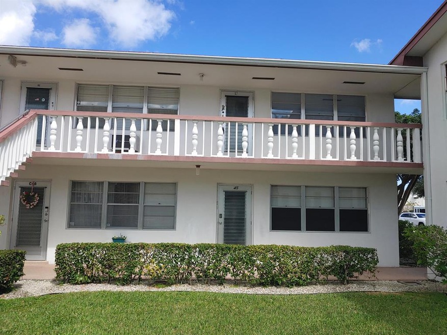 45 Windsor C, West Palm Beach, FL 33417 - photo 1