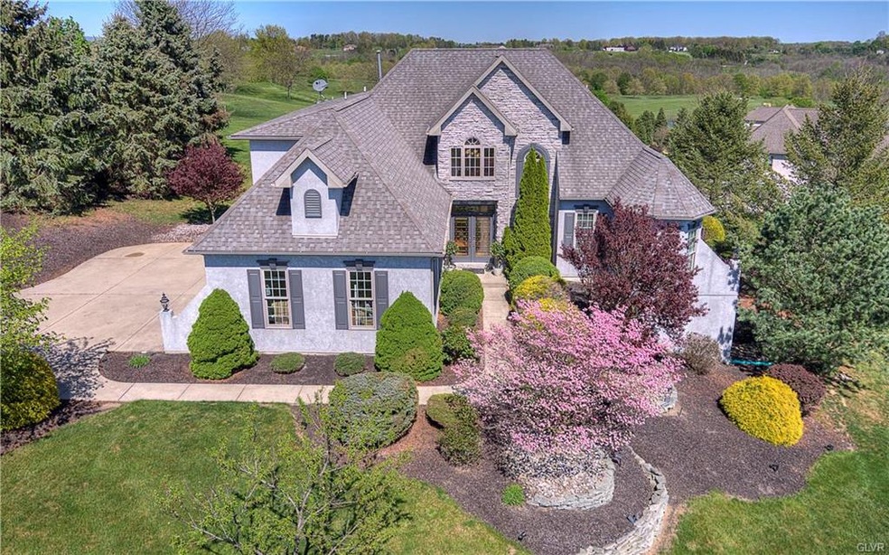 2670 Whitetail Deer Dr, Bath, PA 18014 - photo 1