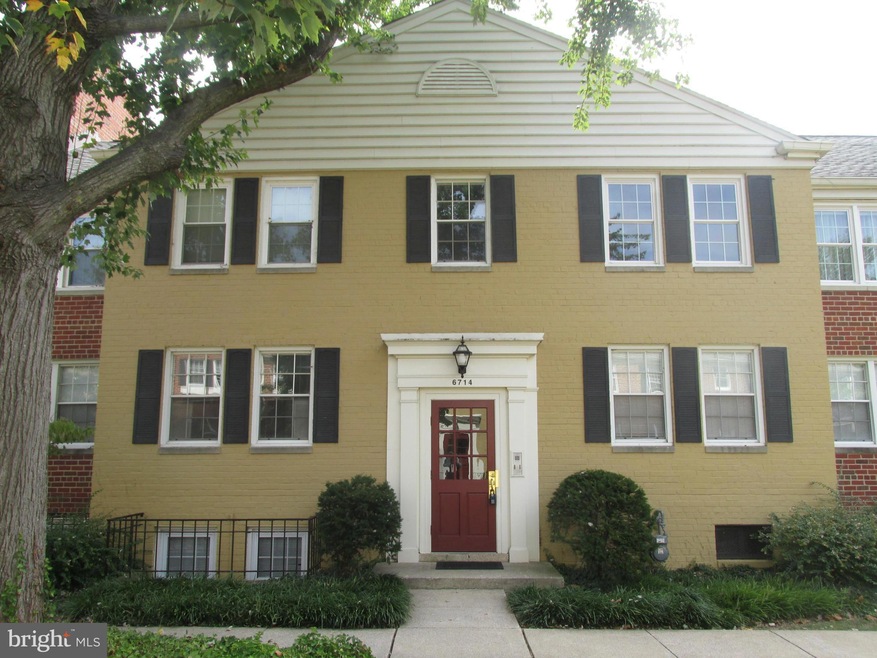6714 W Wakefield Dr unit A1, Alexandria, VA 22307 - photo 1