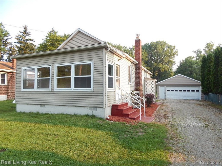 4858 Griswold Rd, Kimball, MI 48074 - photo 1