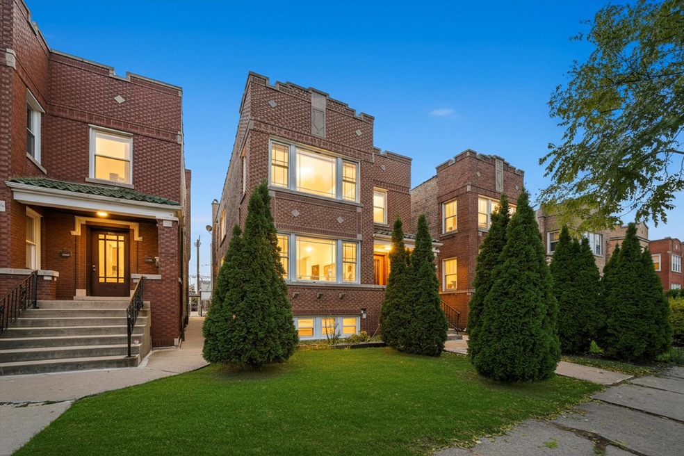 5223 W School St unit 2, Chicago, IL 60641 - photo 1