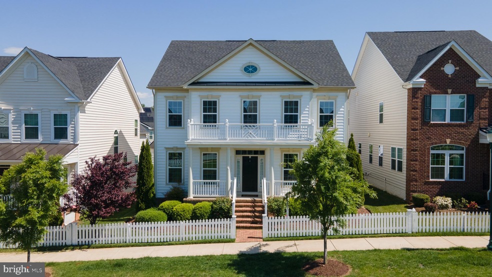 22832 Glacier Lily Dr, Clarksburg, MD 20871 - photo 1