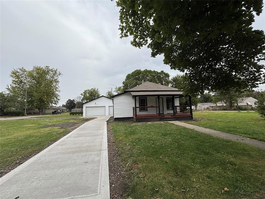 2510 Lucinda St, Perry, IA 50220 - photo 1