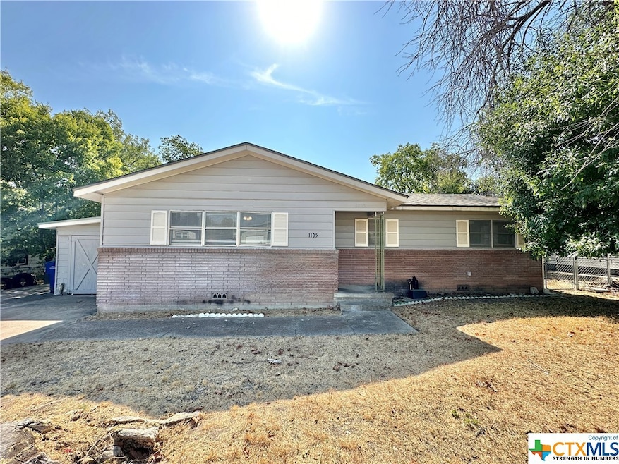 1105 S 23rd St, Copperas Cove, TX 76522 - photo 1