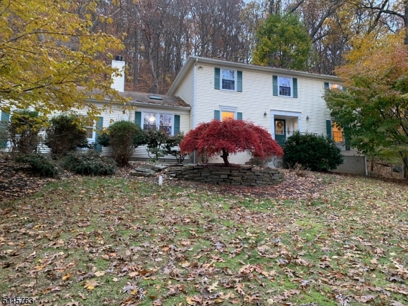 2 Powhatatan Way, Hackettstown, NJ 07840 - photo 1