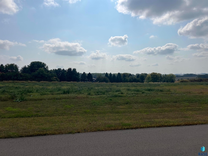 1452 Wild Rose Trail, Luverne, MN 56156 - photo 1