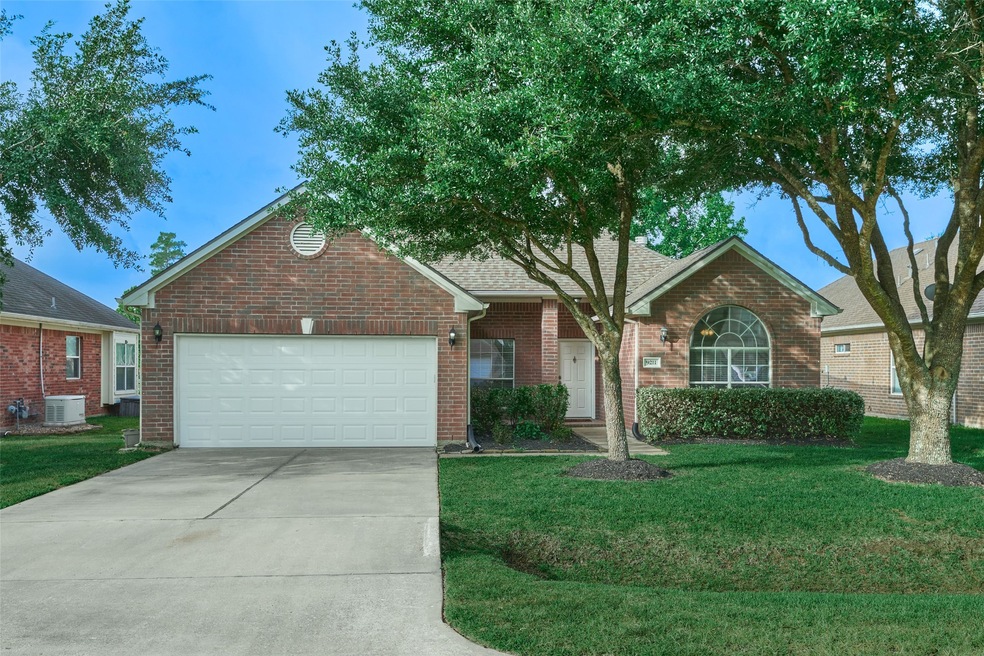 9211 E Lakeside Dr, Magnolia, TX 77354 - photo 1