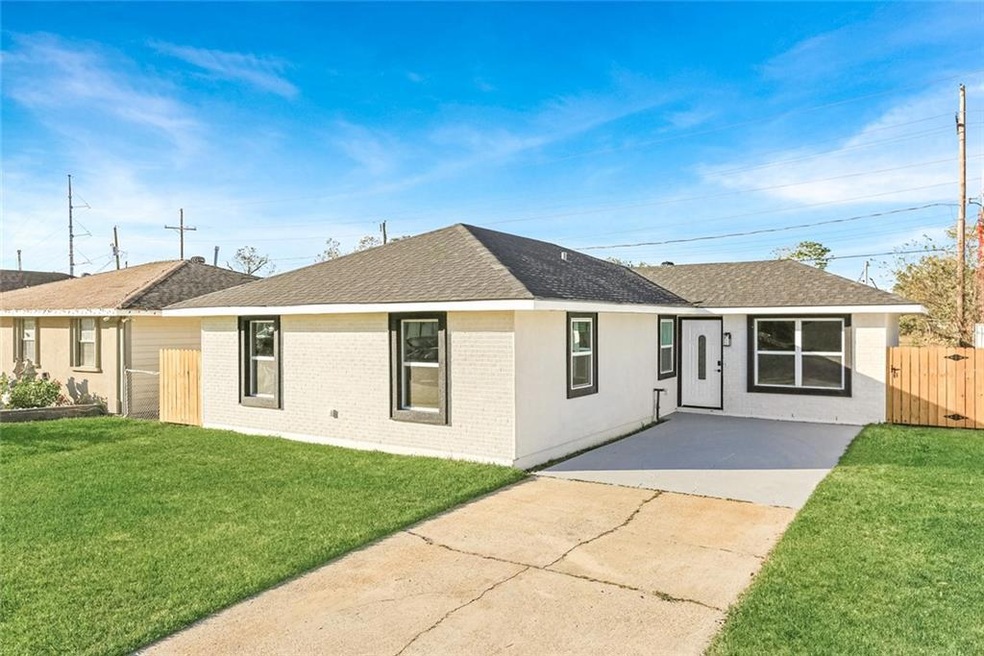 2760 Erin Dr, Marrero, LA 70072 - photo 1