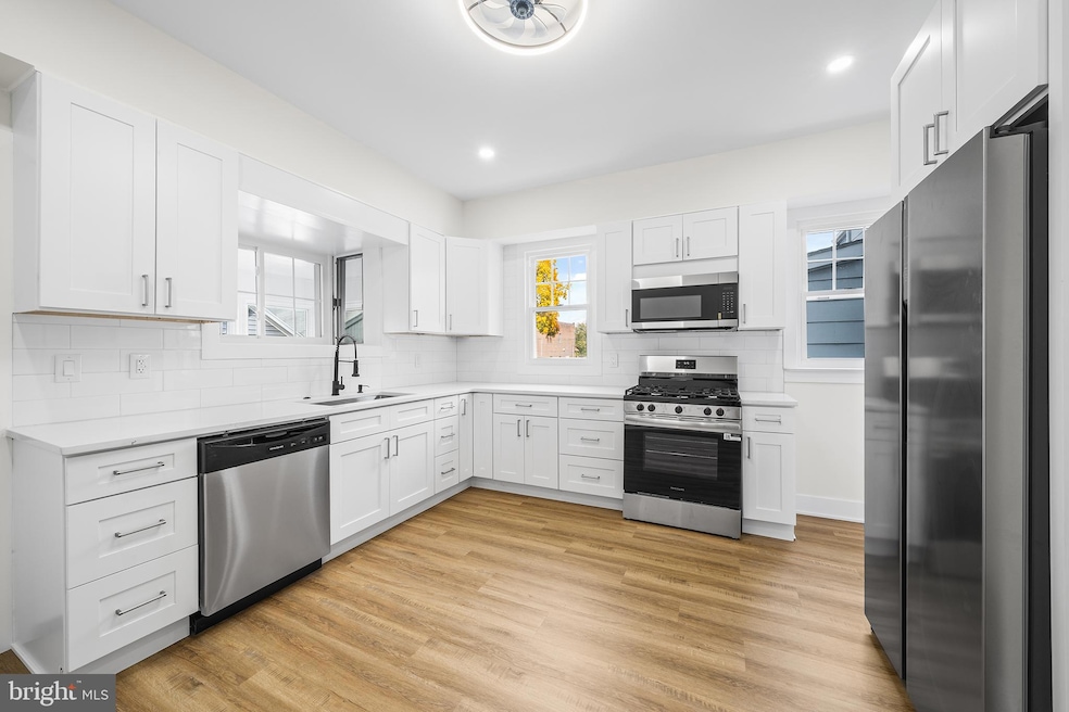 Under Contract $284,900