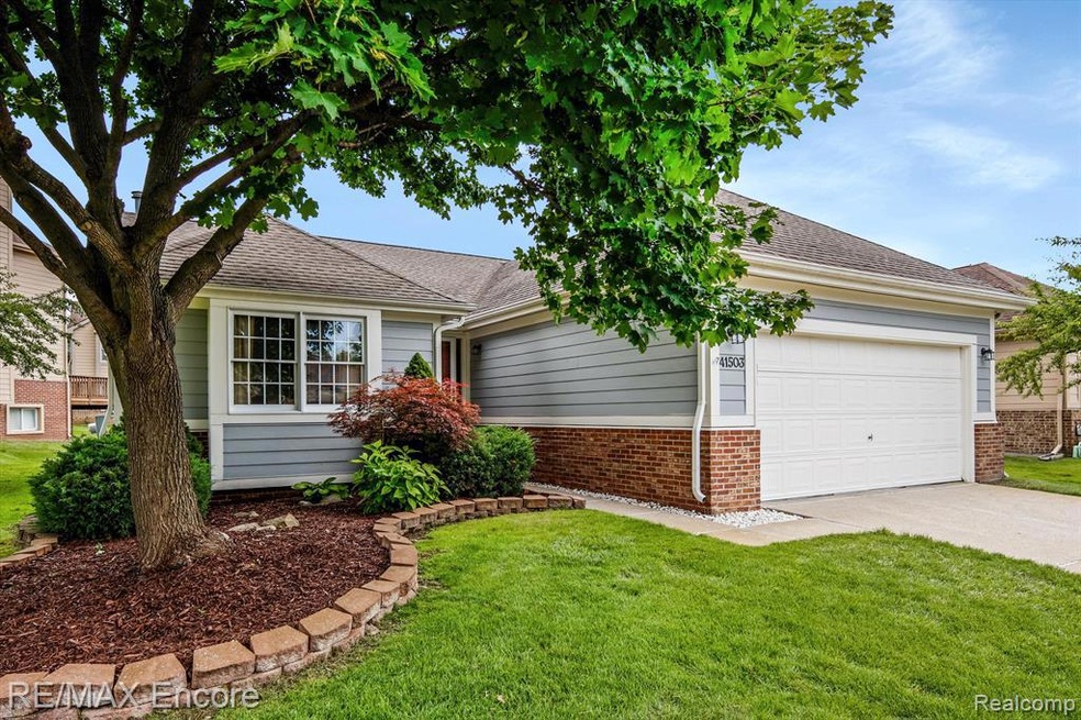 Detached Ranch Condo in Maples of Novi Maple Green