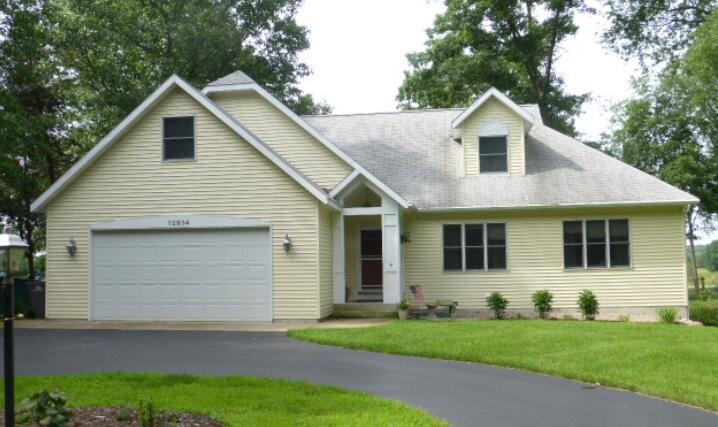 12934 Vergennes St SE, Lowell, MI 49331 - photo 1