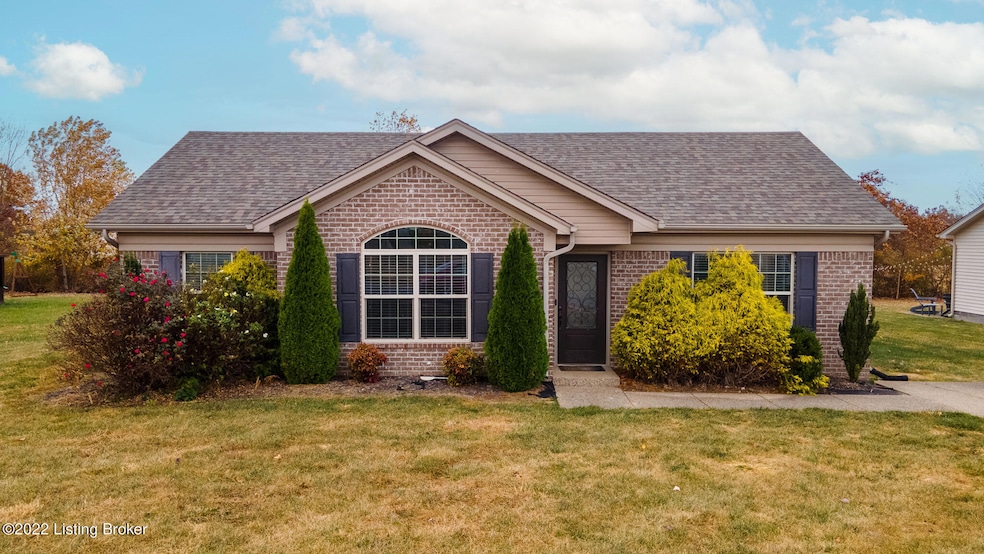 482 Gentry Crossings Blvd, Mount Washington, KY 40047 - photo 1