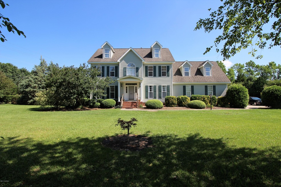 932 Darrell Dr, Greenville, NC 27834 - photo 1