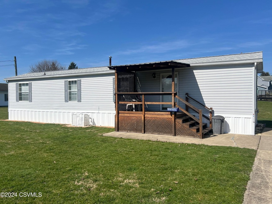 605 E 5th St, Nescopeck, PA 18635 - photo 1