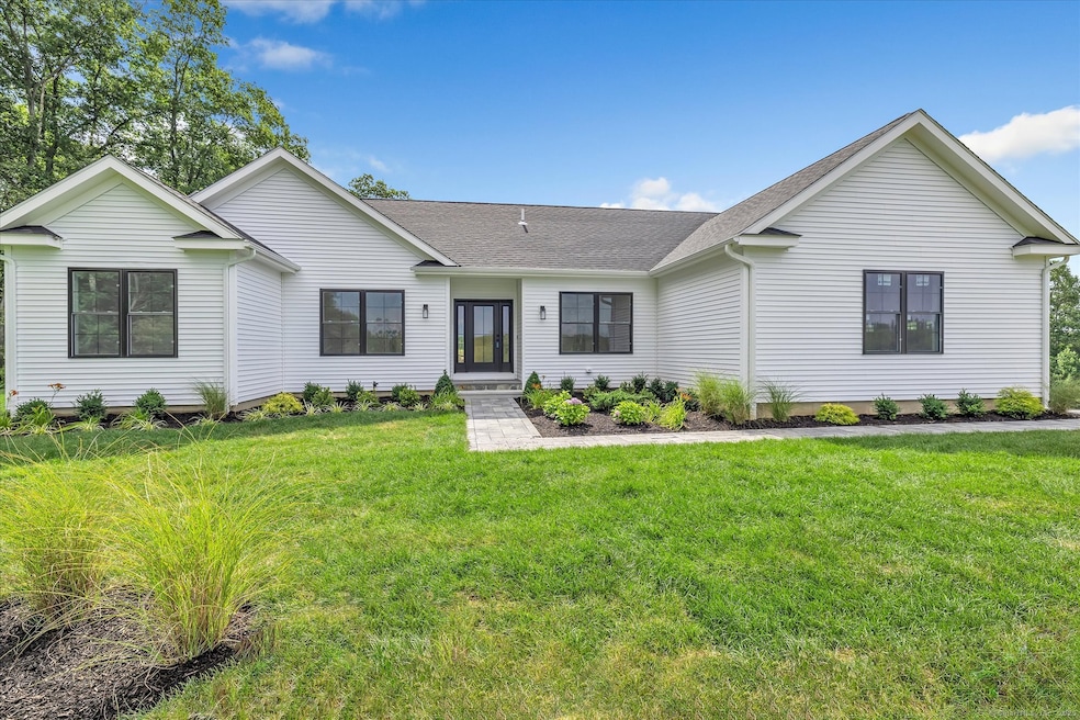 14 Deer Run Rd, Middlebury, CT 06762 - photo 1