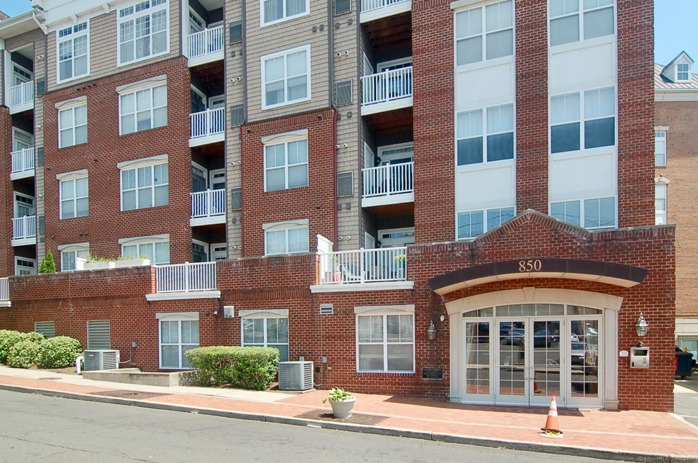 850 E Main St unit 220, Stamford, CT 06902 - photo 1