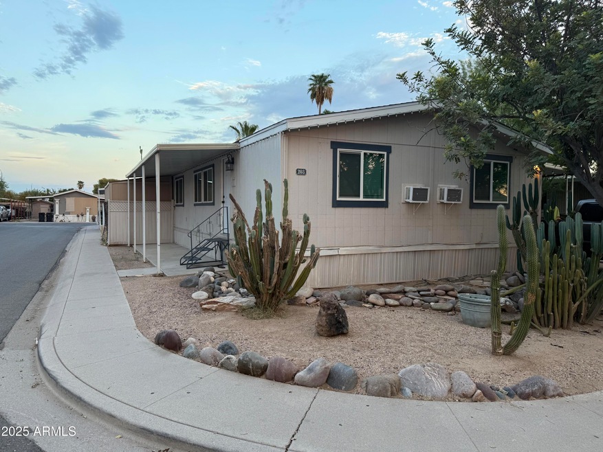 15601 N 19th Ave unit 203, Phoenix, AZ 85023 - photo 1