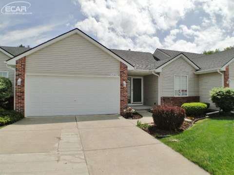 2065 W Ridge Dr, Davison, MI 48423 - photo 1