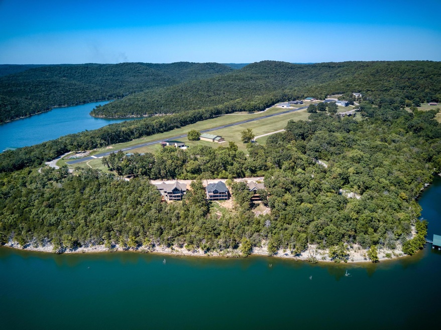 934 Discovery Bay Dr, Shell Knob, MO 65747 - photo 1