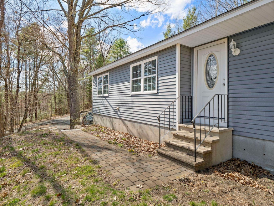 9 Valley Rd, Hampstead, NH 03841 - photo 1