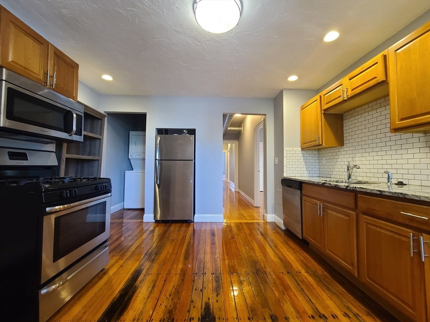 871 E 4th St unit 2, Boston, MA 02127 - photo 1