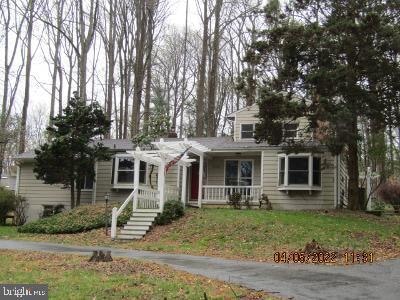 11000 Fawsett Rd, Potomac, MD 20854 - photo 1