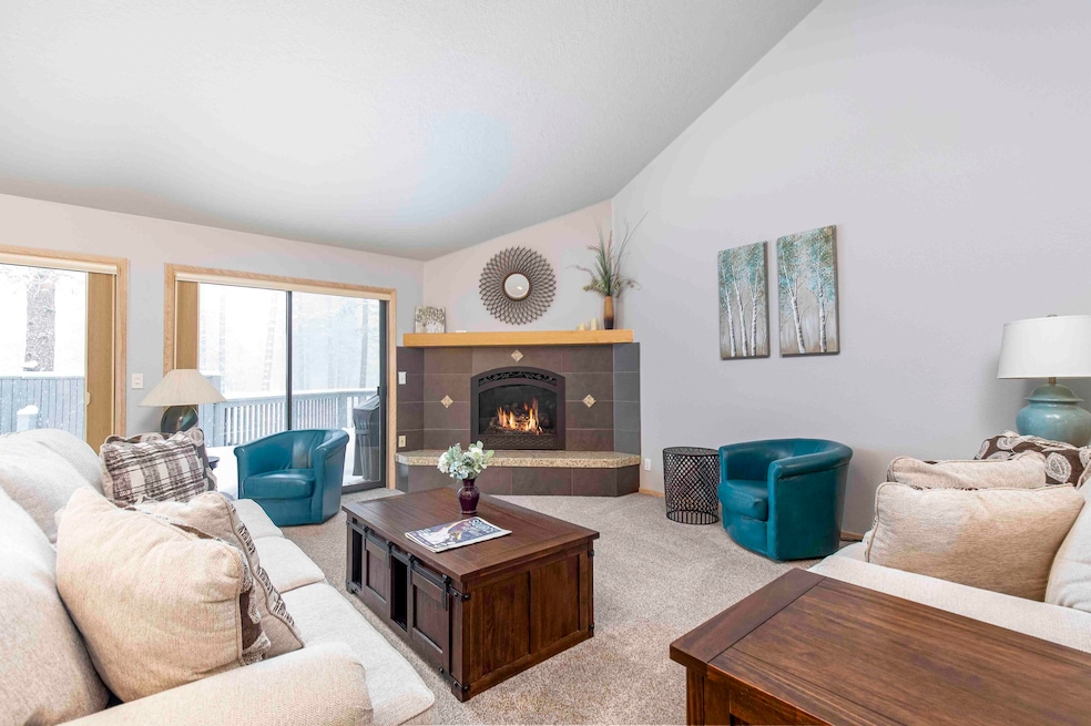 57484 Conifer Ln unit 5, Sunriver, OR 97707 - photo 1