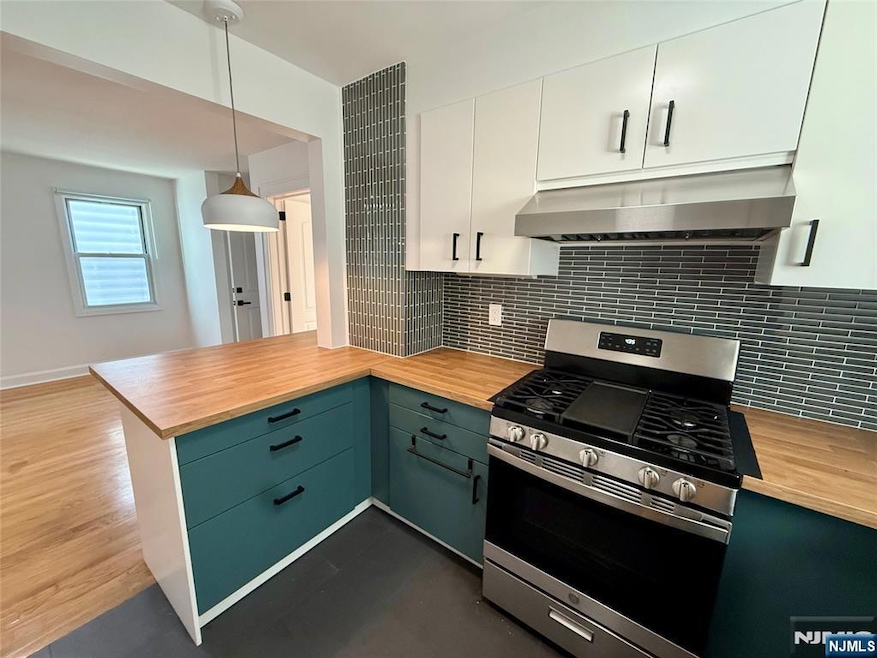 66 Wood St unit 1, Garfield, NJ 07026 - photo 1