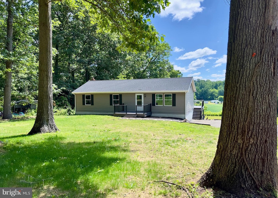 124 Engletown Rd, Honey Brook, PA 19344 - photo 1