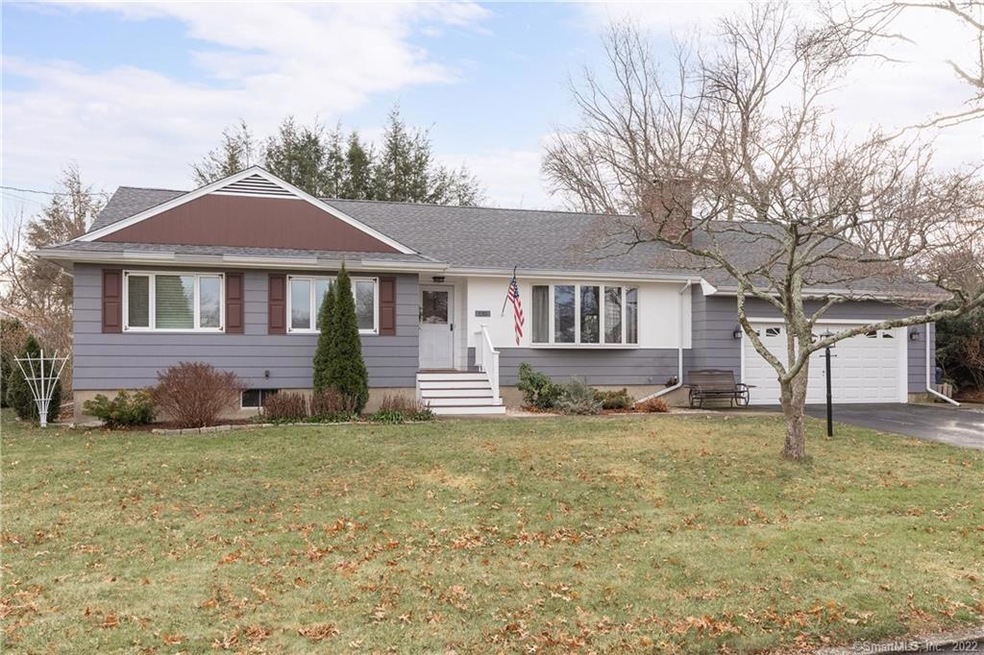 135 Pootatuck Path, Stratford, CT 06614 - photo 1