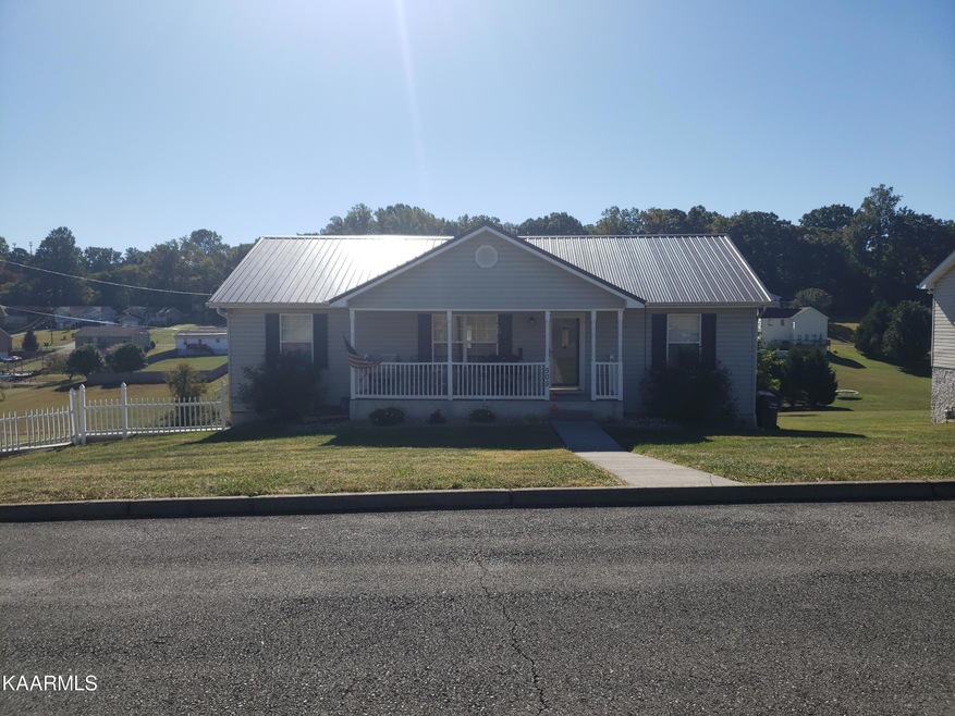 505 Bowers Park Cir, Knoxville, TN 37920 - photo 1