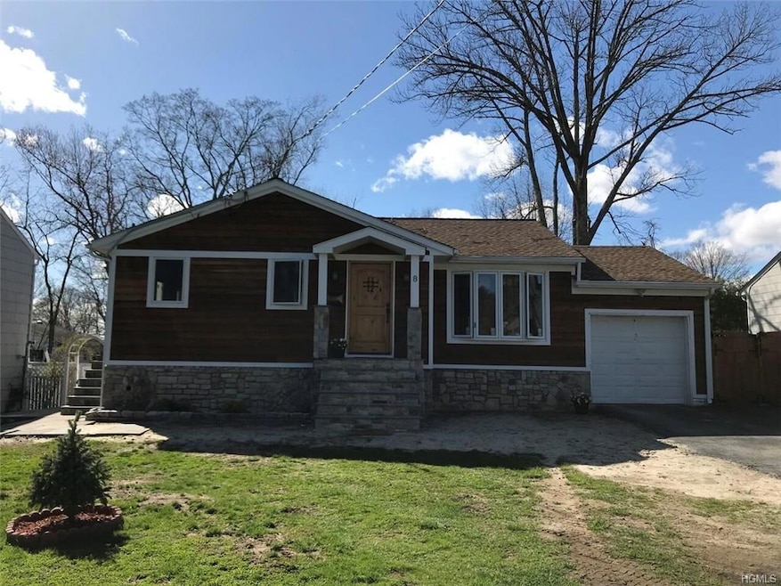 8 Briarbrook Rd, Ossining, NY 10562 - photo 1