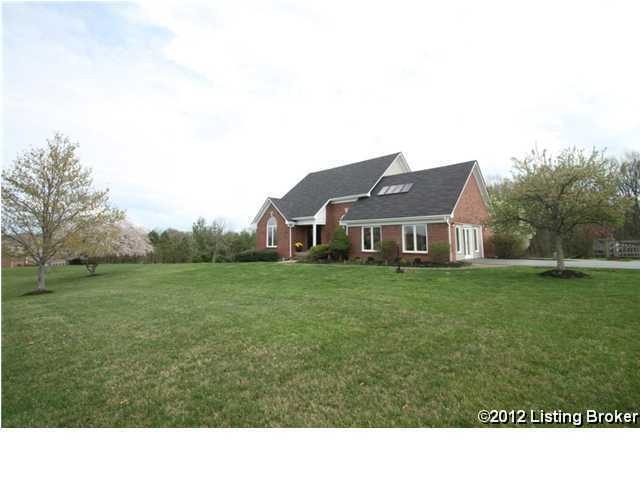 4476 Brittany Ln, Crestwood, KY 40014 - photo 1