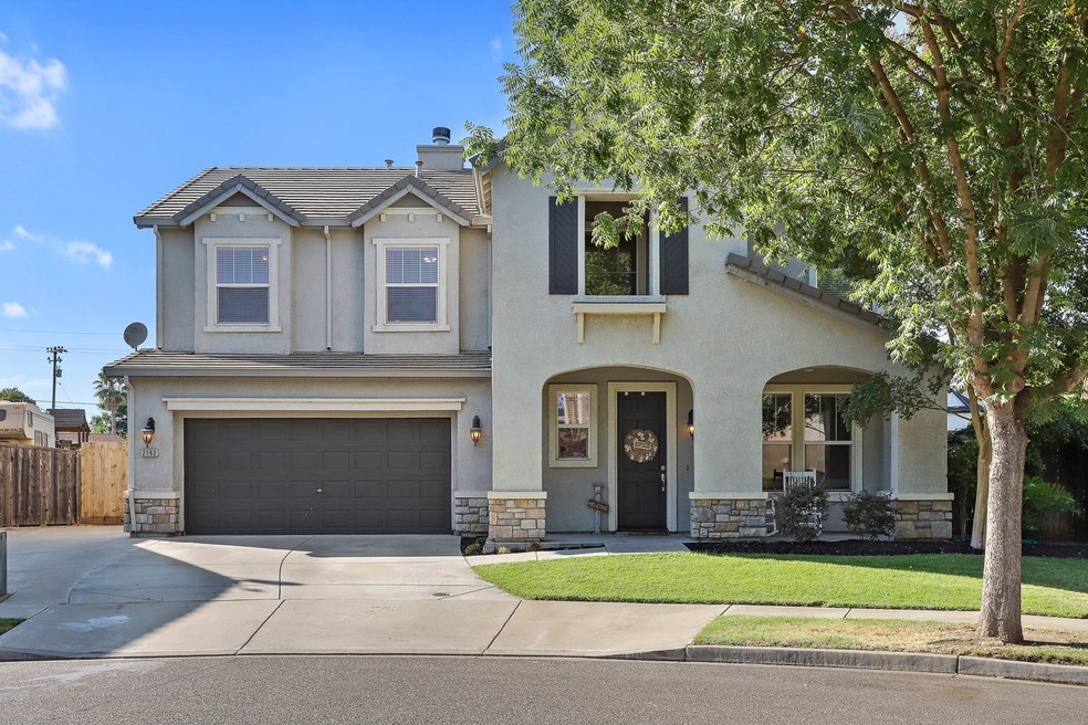 2182 Alberto Way, Oakdale, CA 95361 - photo 1