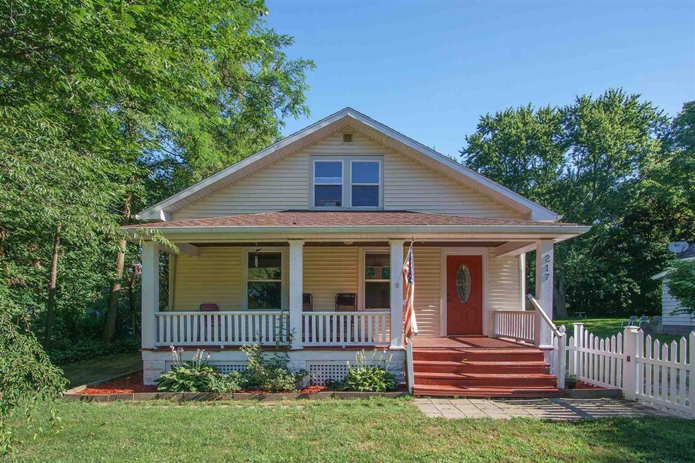 217 W Cripe St, South Bend, IN 46637 - photo 1