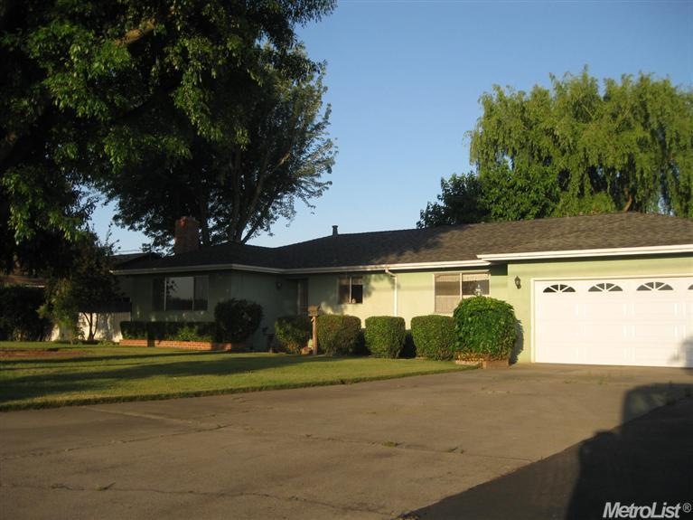 18603 N Jack Tone Rd, Lockeford, CA 95237 - photo 1