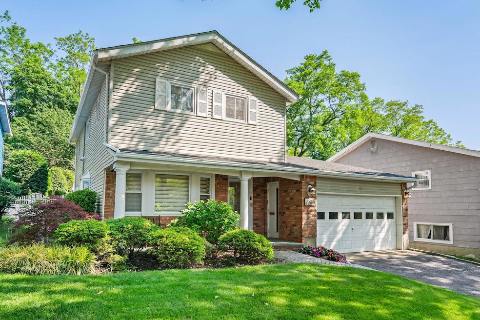 Sold $1,173,150 • Co-Listing Agent