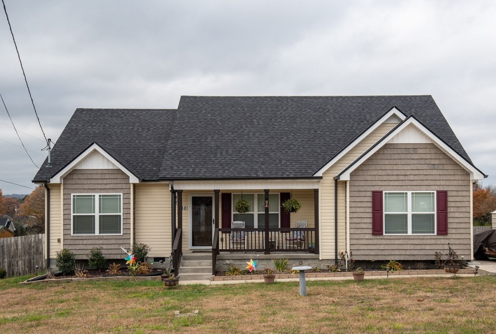 Welcome home to 158 Moriah Ave!